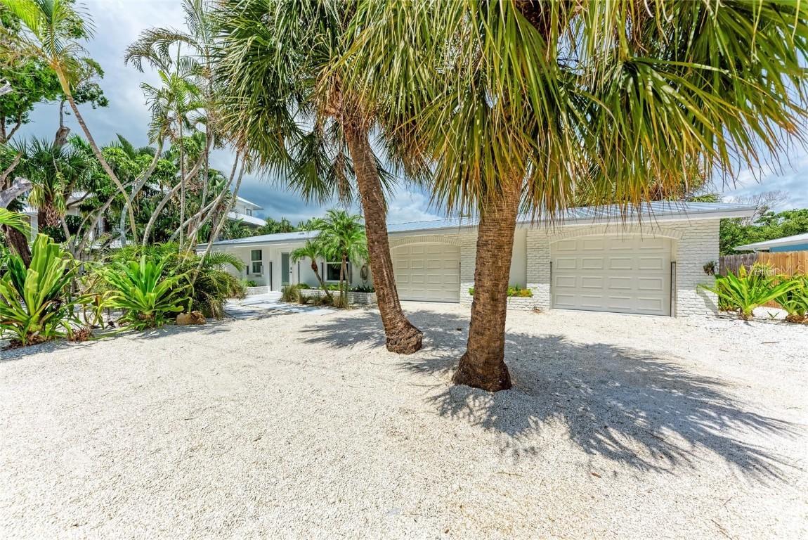 116 Hammock Rd., Anna Maria, FL 34216