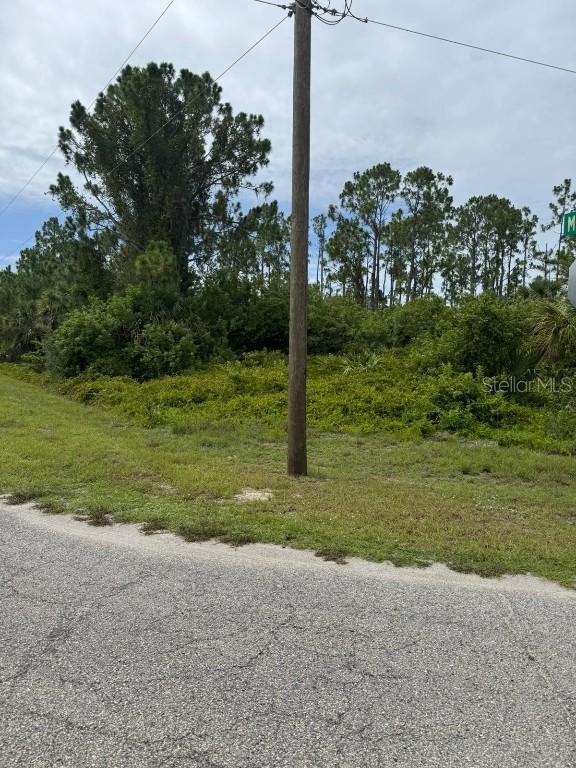 Mattox Cir., North Port, FL 34288