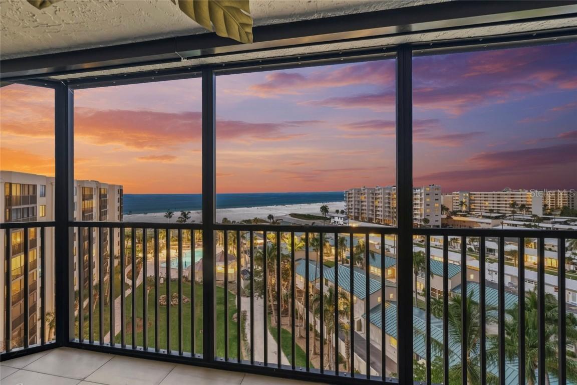 5880 Midnight Pass Rd. #910, Sarasota, FL 34242