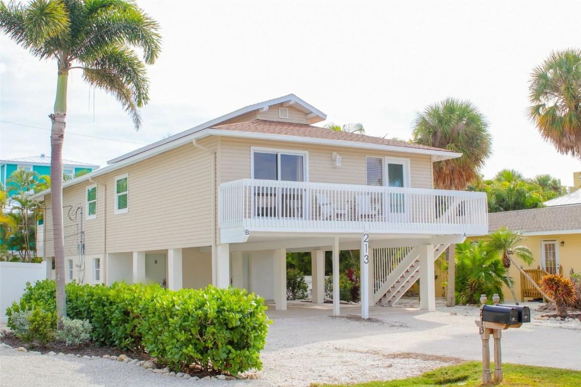 213 71st St. #A&B, Holmes Beach, FL 34217