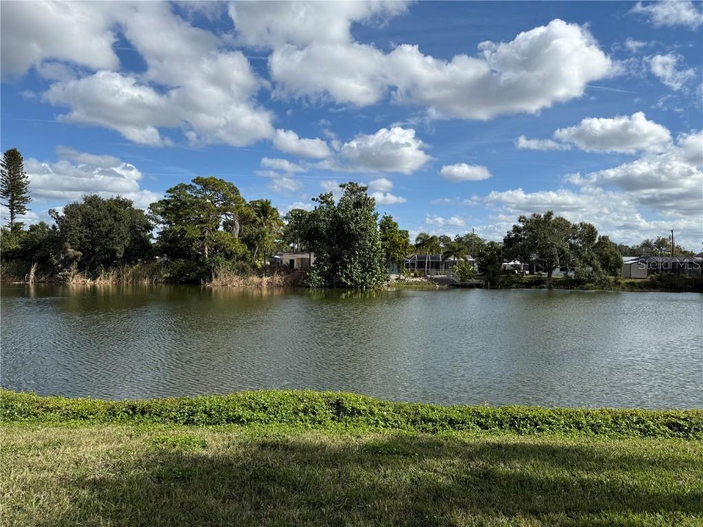 5697 Ashton Lake Dr. #6, Sarasota, FL 34231