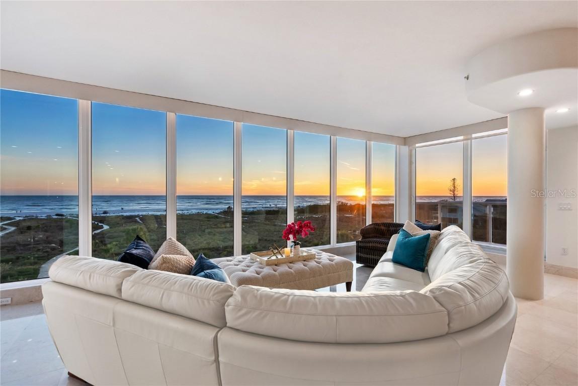 534 Beach Rd., Sarasota, FL 34242