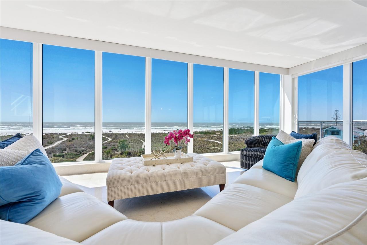 534 Beach Rd., Sarasota, FL 34242