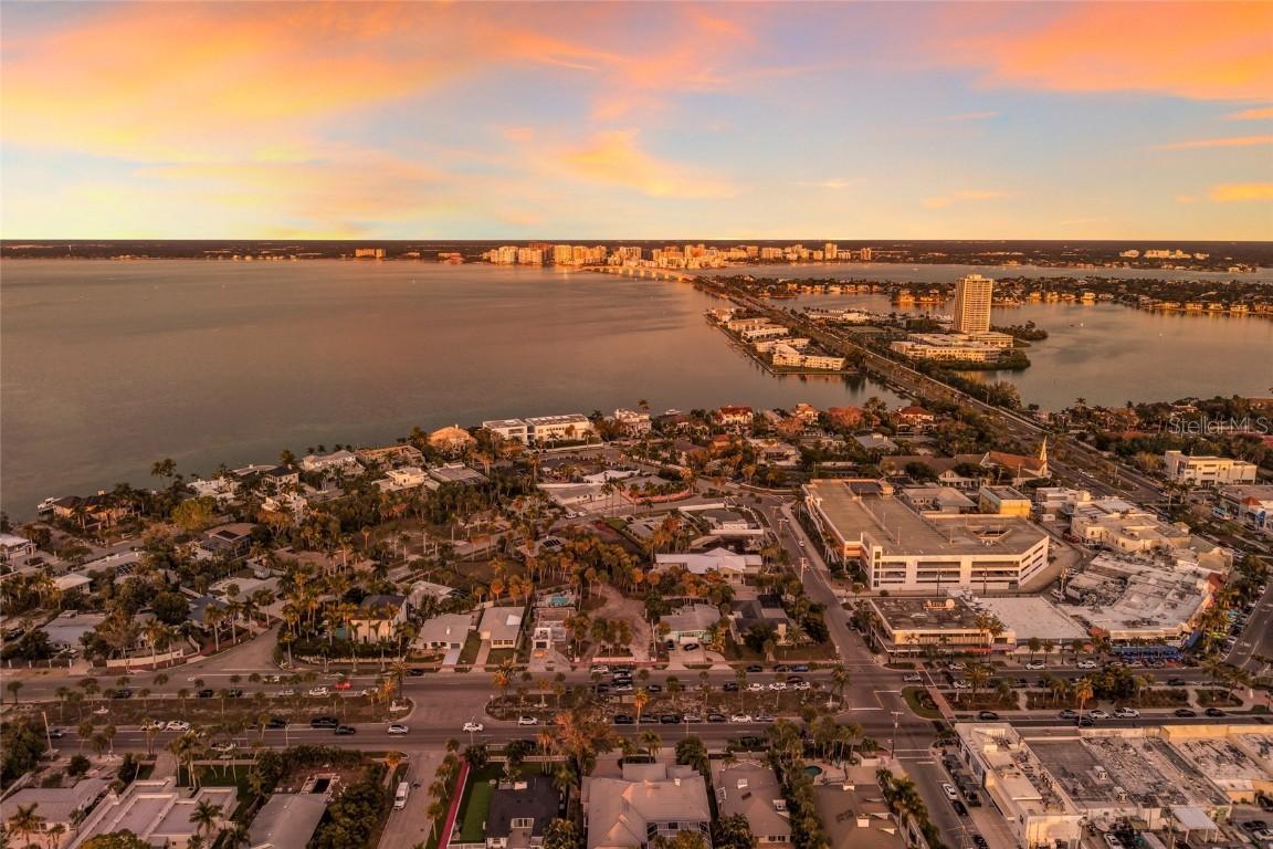 130 N Blvd Of The Presidents, Sarasota, FL 34236