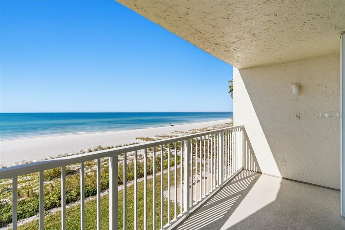 4485 Gulf Of Mexico Dr. #402, Longboat Key, FL 34228