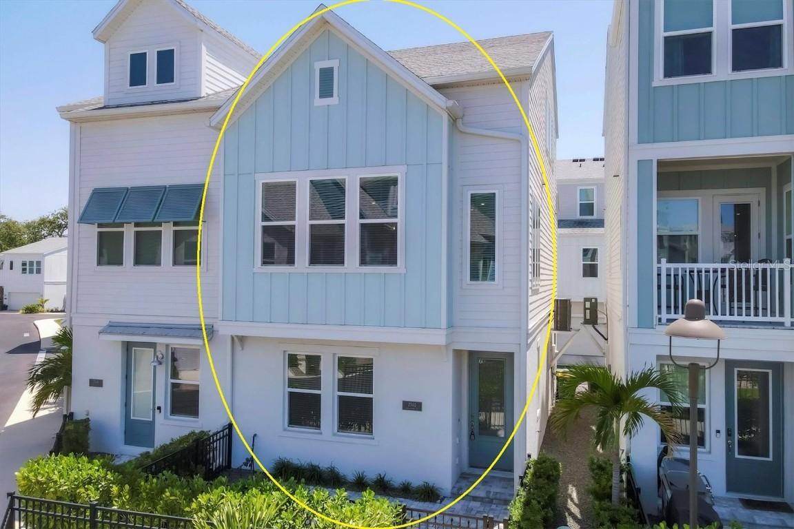 2340 Lindstrom St., Sarasota, FL 34237