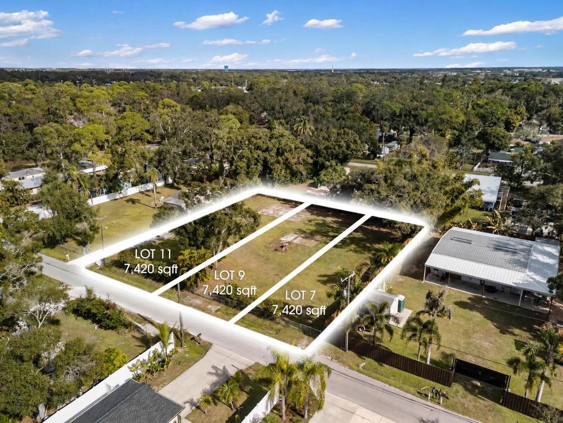 Houle Ave., Sarasota, FL 34232