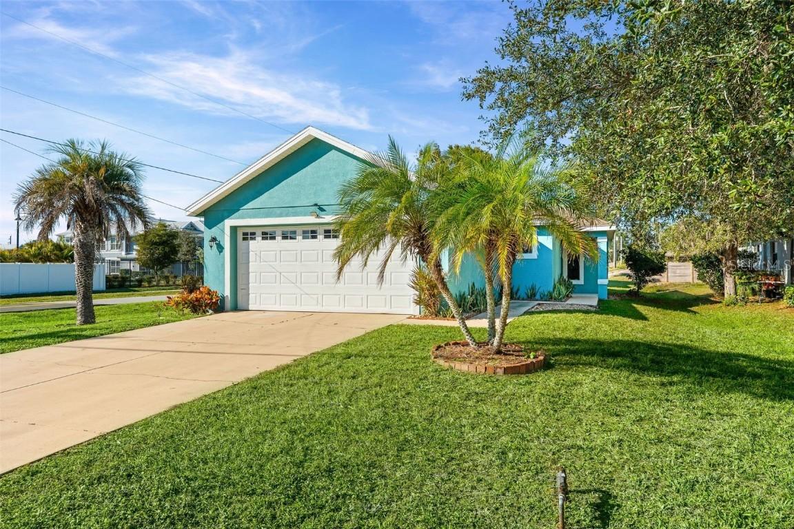 3381 Houle Ave., Sarasota, FL 34232