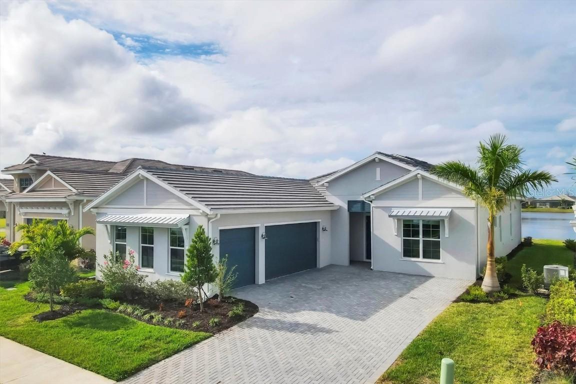 17920 Palmiste Dr., Bradenton, FL 34202