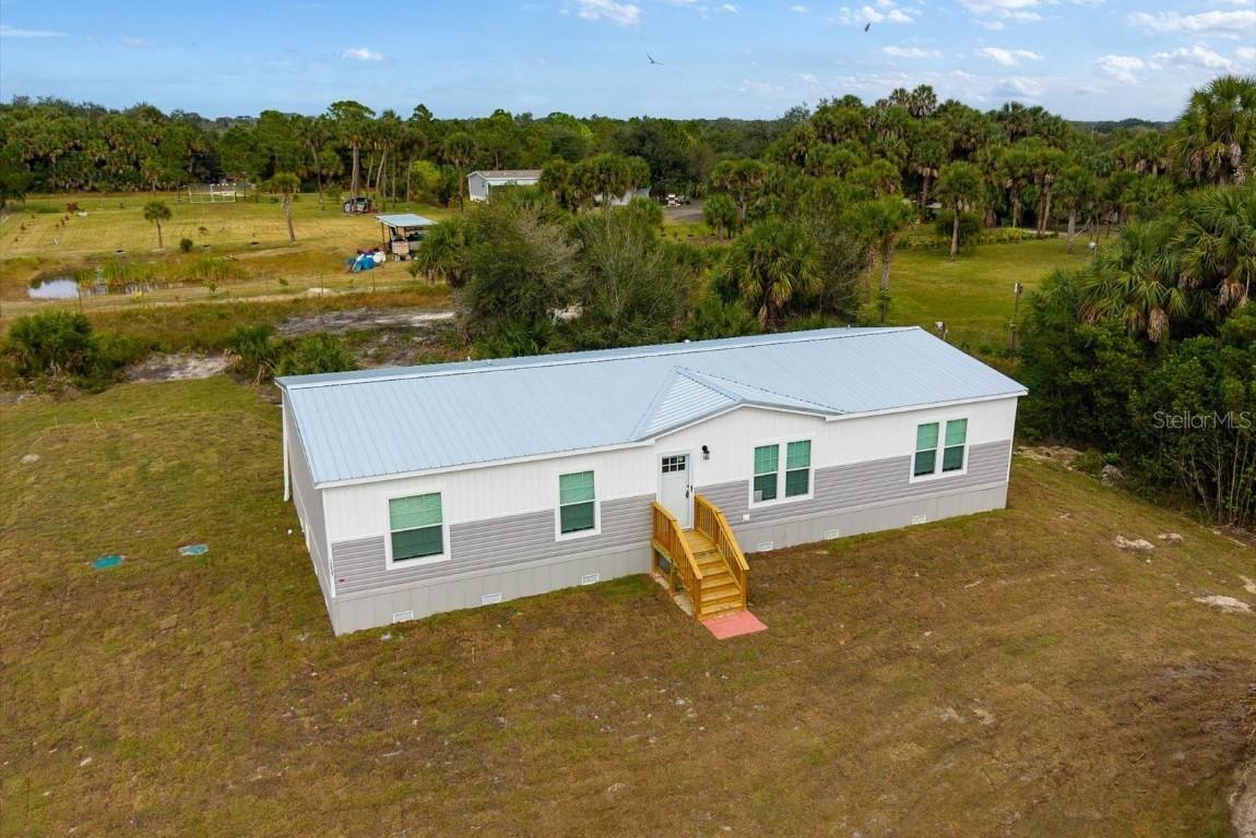 15037 NW 284th St. #P, Okeechobee, FL 34972
