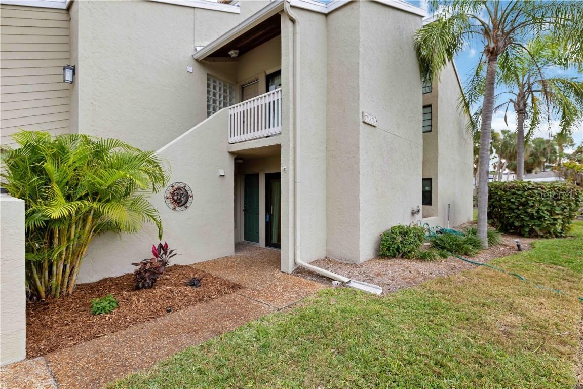 5260 Gulf Of Mexico Dr. #401, Longboat Key, FL 34228