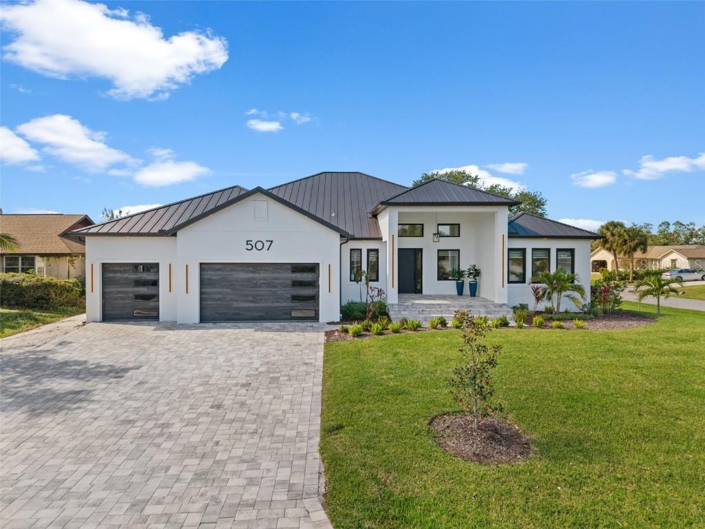 507 Acacia Ln., Nokomis, FL 34275