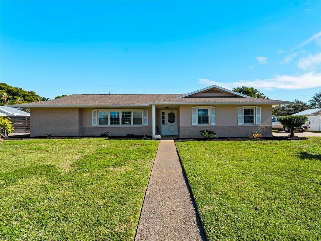 2003 49th St., Bradenton, FL 34209