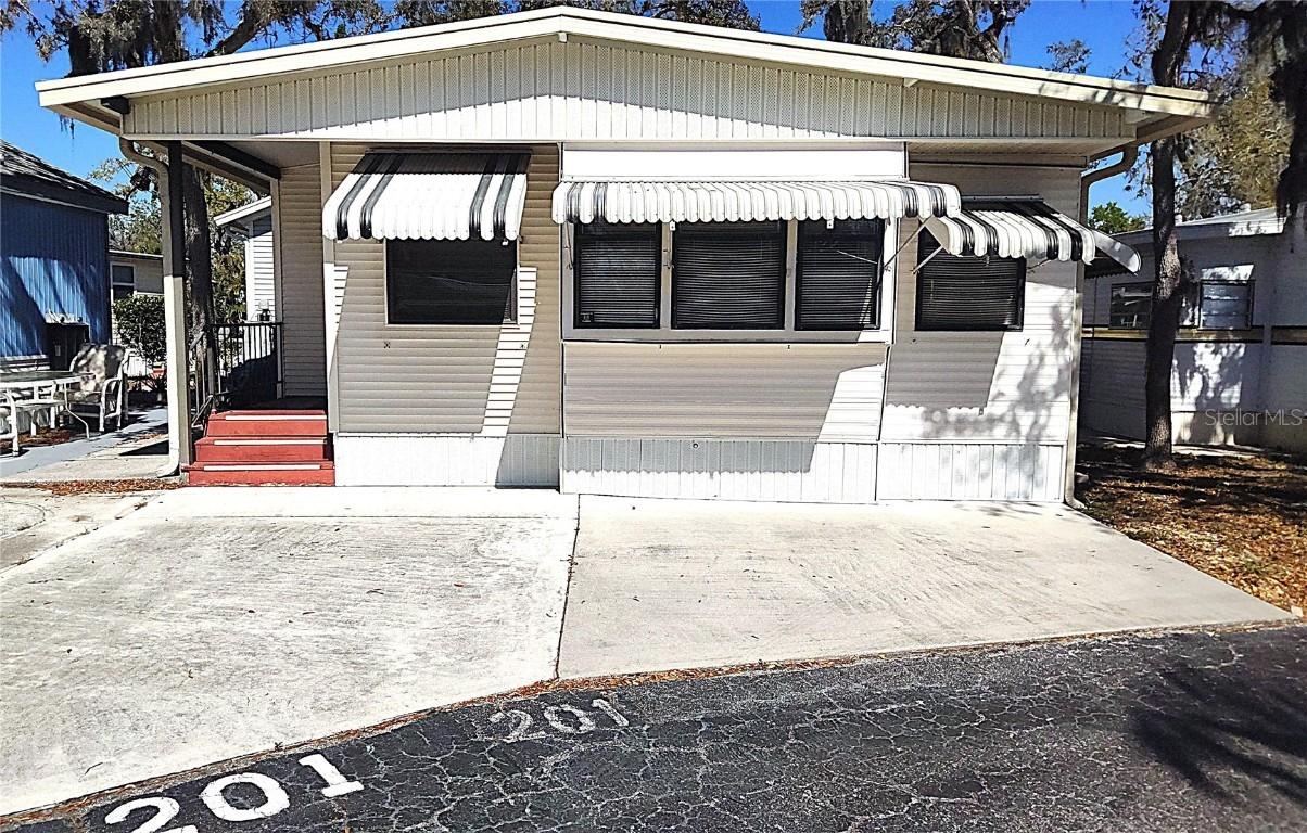 3300 26th Ave. #201, Bradenton, FL 34208