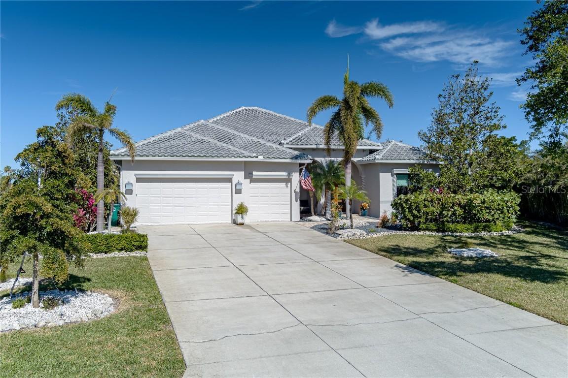 1929 24th Street Cir., Palmetto, FL 34221