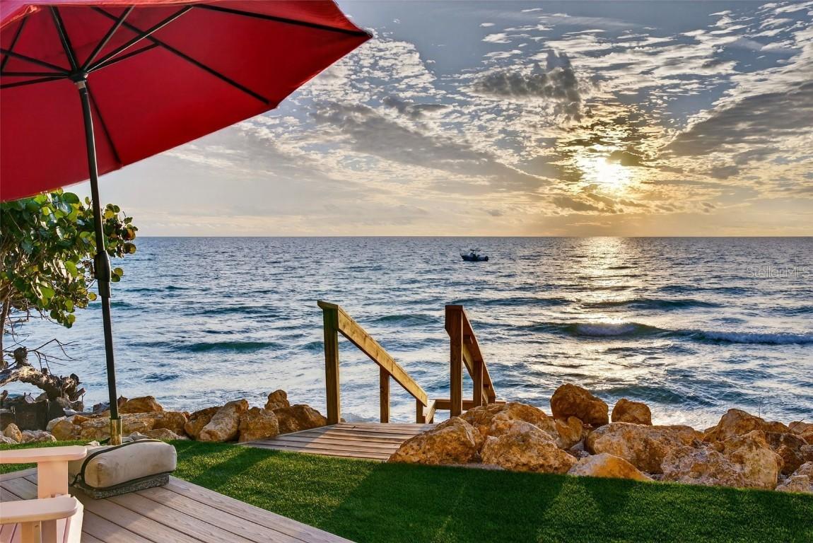 7152 Point Of Rocks Cir., Sarasota, FL 34242