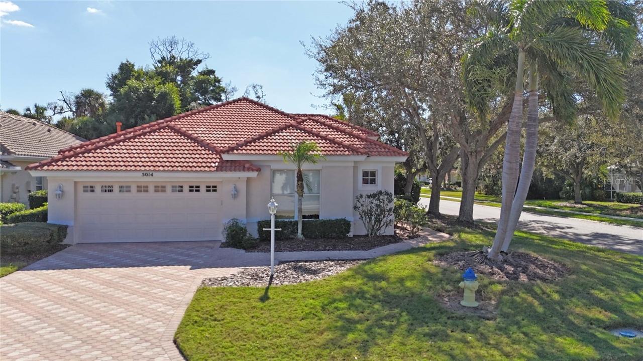 5014 Hanging Moss Ln., Sarasota, FL 34238