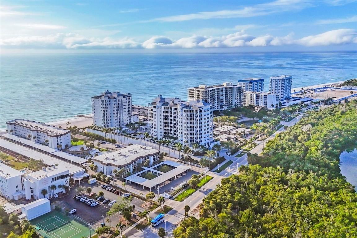 2110 Benjamin Franklin Dr. #303, Sarasota, FL 34236