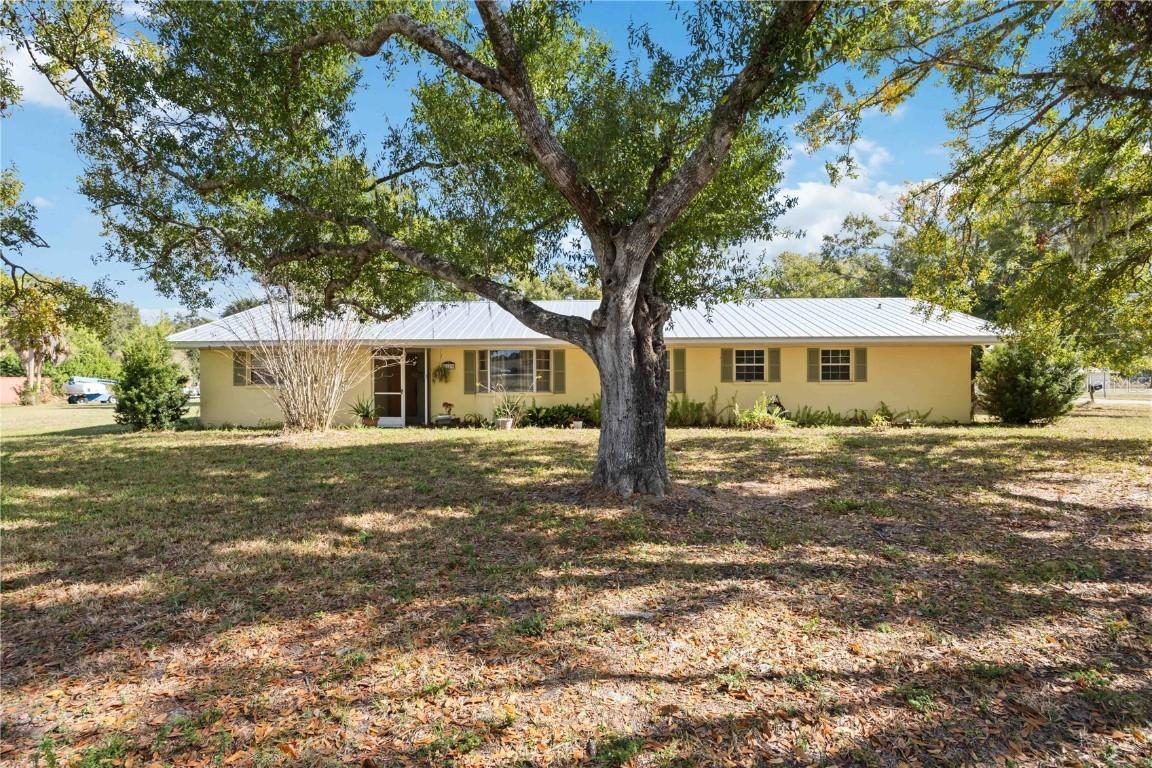 5753 33rd St., Bradenton, FL 34203