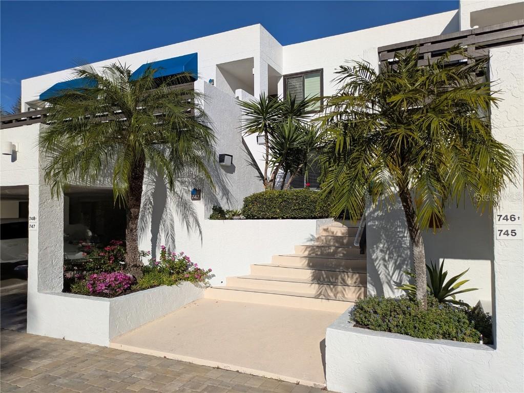 747 Bayport Way, Longboat Key, FL 34228