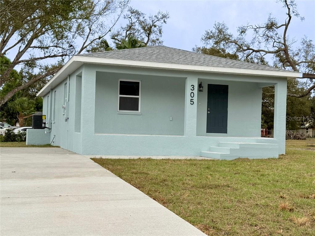 305 19th Street East, Bradenton, FL 34208