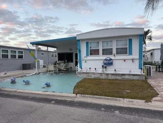 1512 23rd Ave., Bradenton, FL 34205