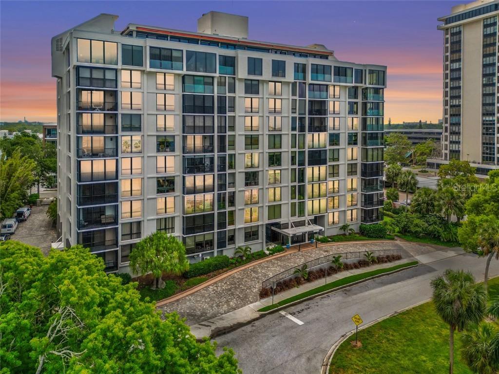 707 S Gulfstream Ave. #906, Sarasota, FL 34236