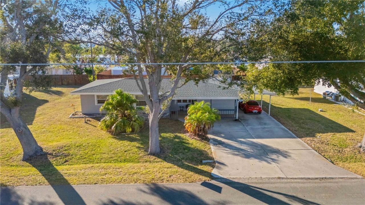 524 Sarabay Rd., Osprey, FL 34229