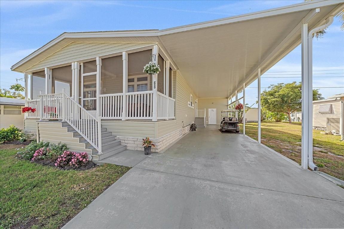 68 Edessa Dr., Palmetto, FL 34221