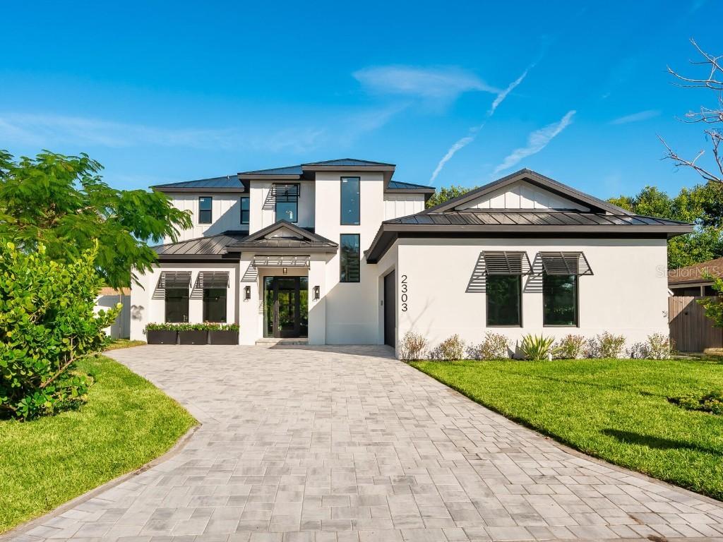 2303 Loma Linda St., Sarasota, FL 34239