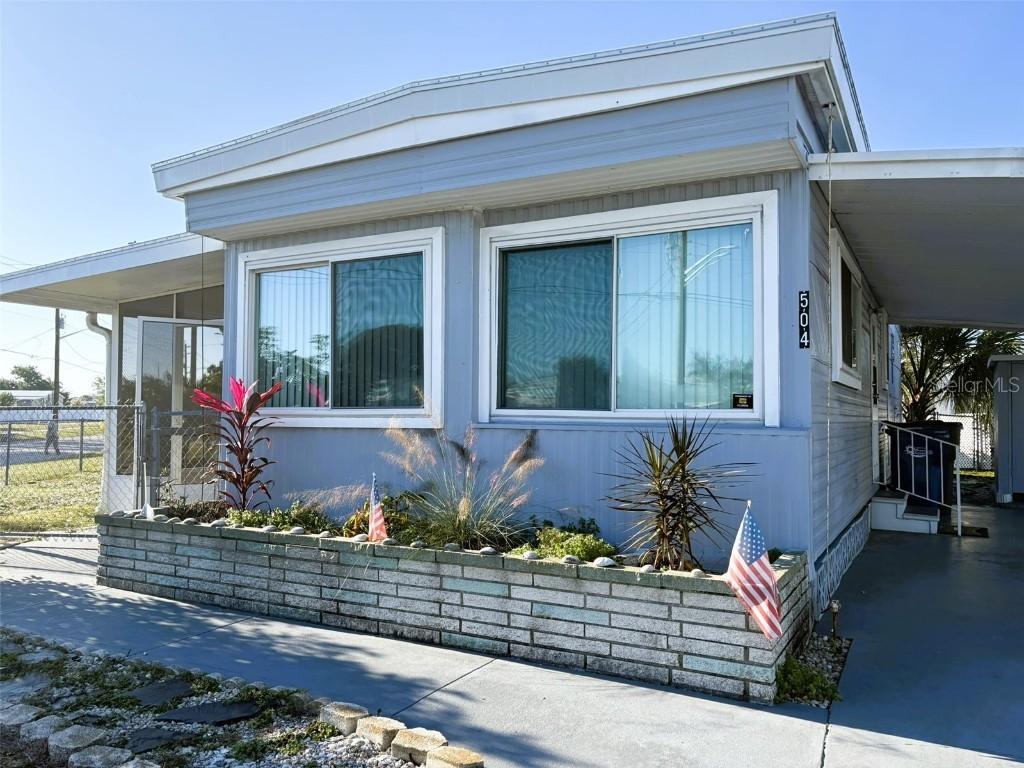 504 50th Avenue Dr W Ave., Bradenton, FL 34207