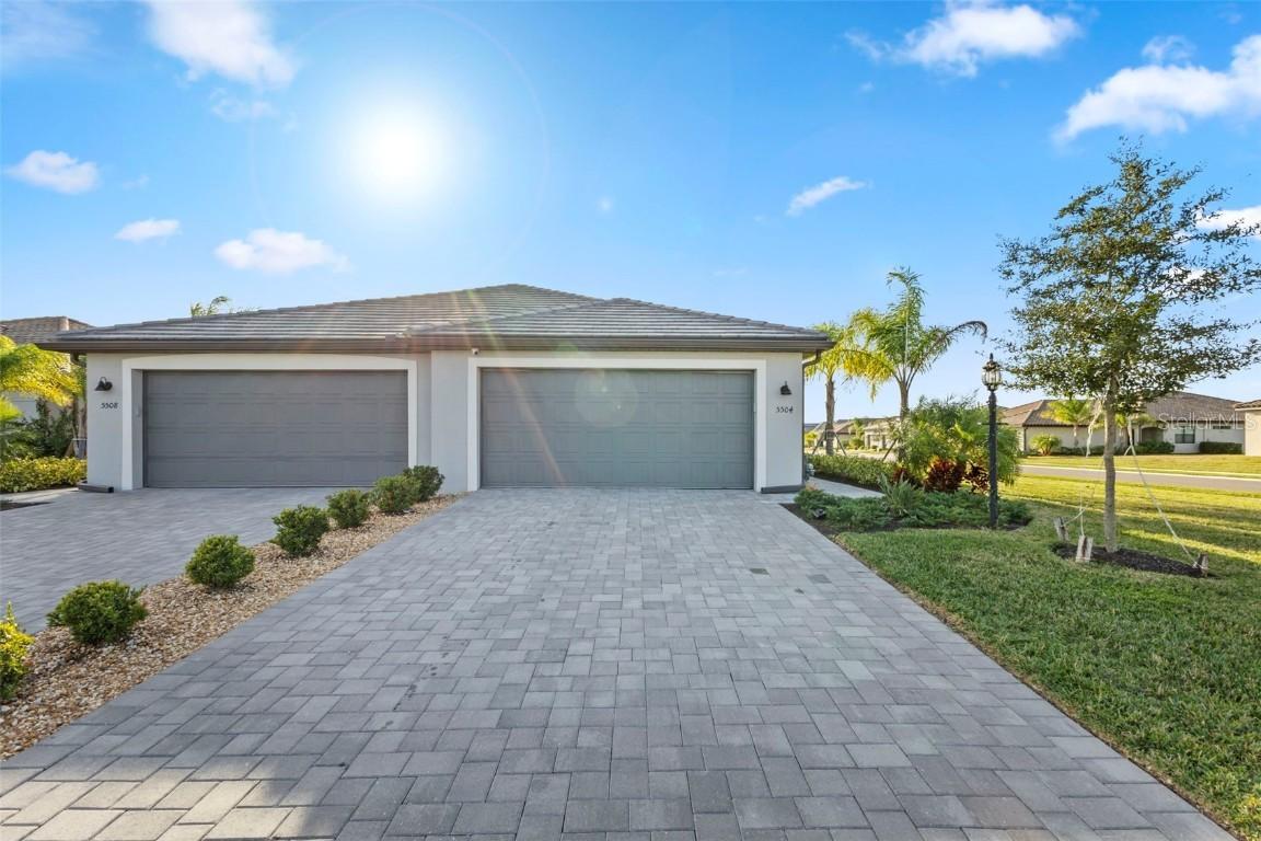 5504 Sapphire Stone Cove, Bradenton, FL 34211