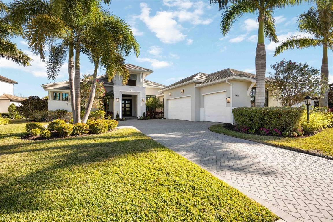 5408 Greenbrook Dr., Sarasota, FL 34238