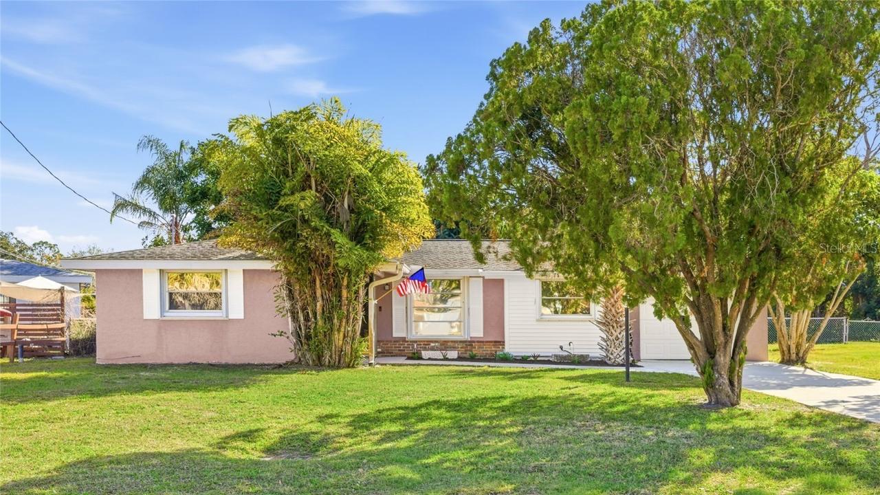 4110 Winthrop St., Sarasota, FL 34232