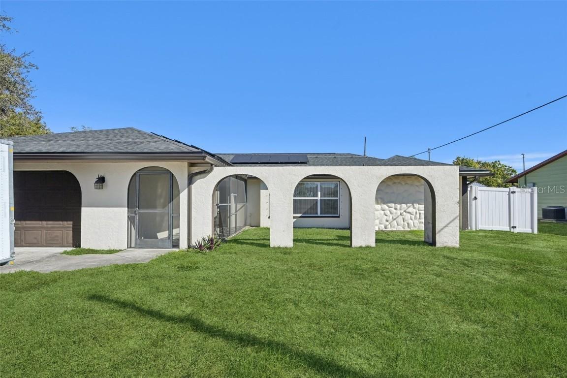 2772 Auburn Blvd., Port Charlotte, FL 33948