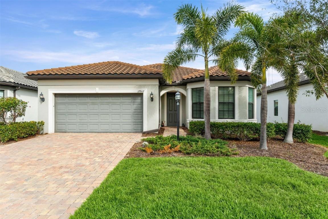 17907 Eastbrook Ter., Bradenton, FL 34202