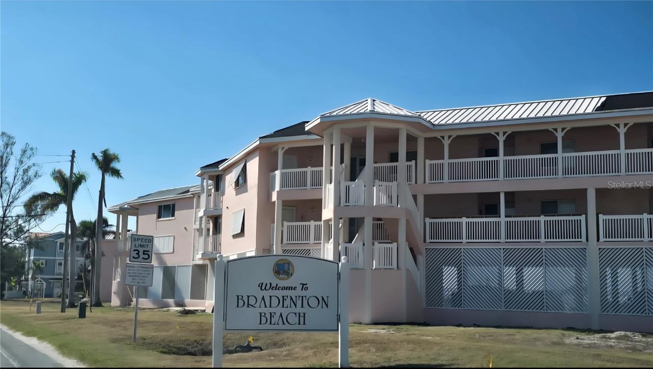 2600 Gulf Dr. #48, Bradenton Beach, FL 34217