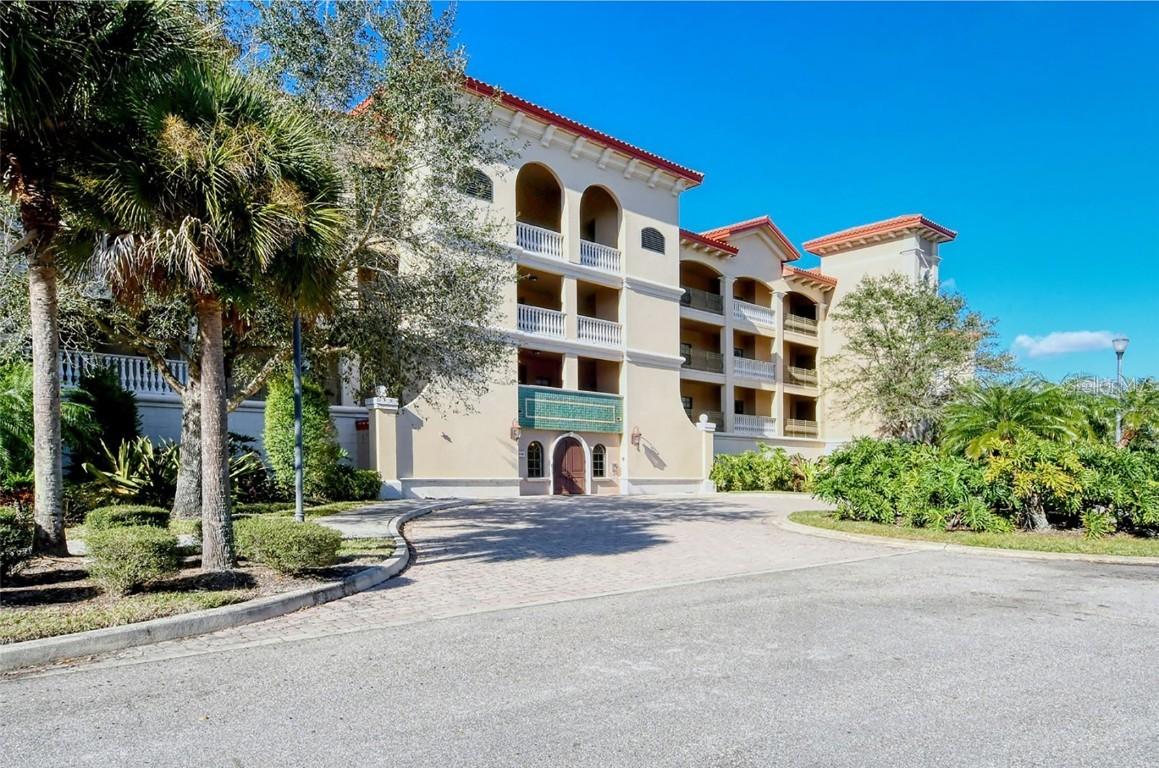 7718 Lake Vista Ct. #207, Lakewood Ranch, FL 34202
