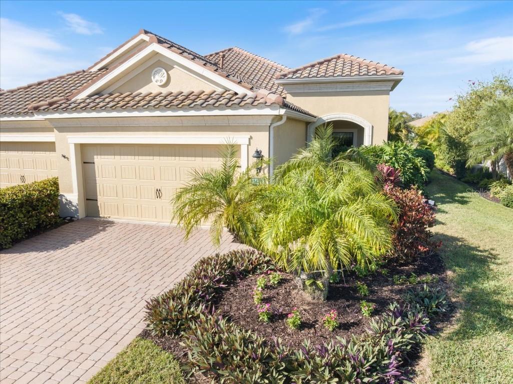 1425 Backspin Dr., Englewood, FL 34223