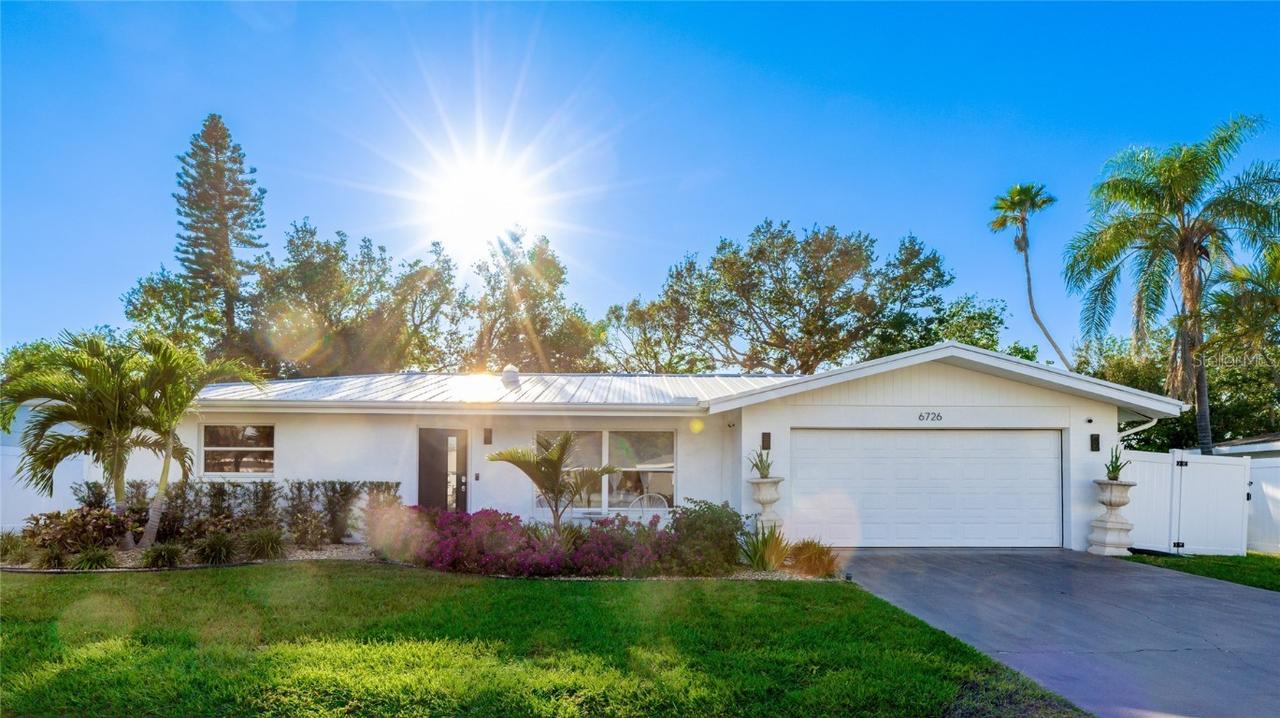 6726 S Lockwood Ridge Rd., Sarasota, FL 34231