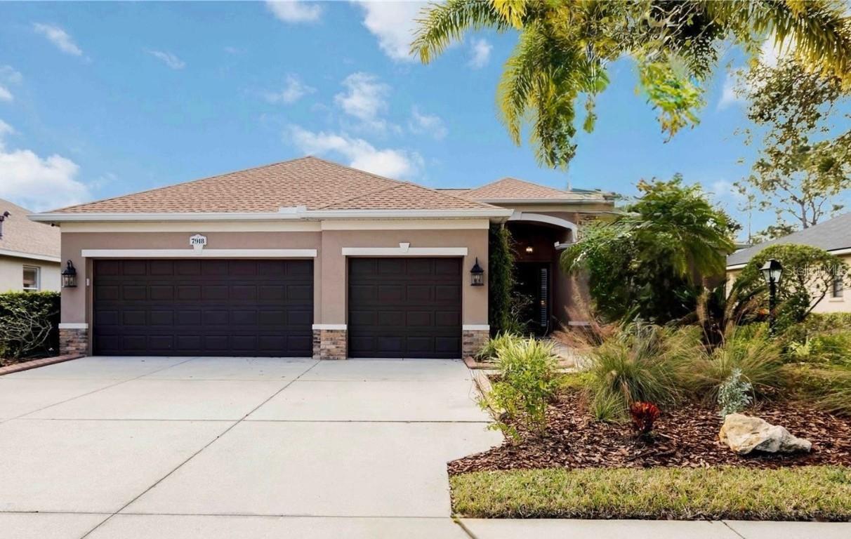 7918 Edmonston Cir., University Park, FL 34201
