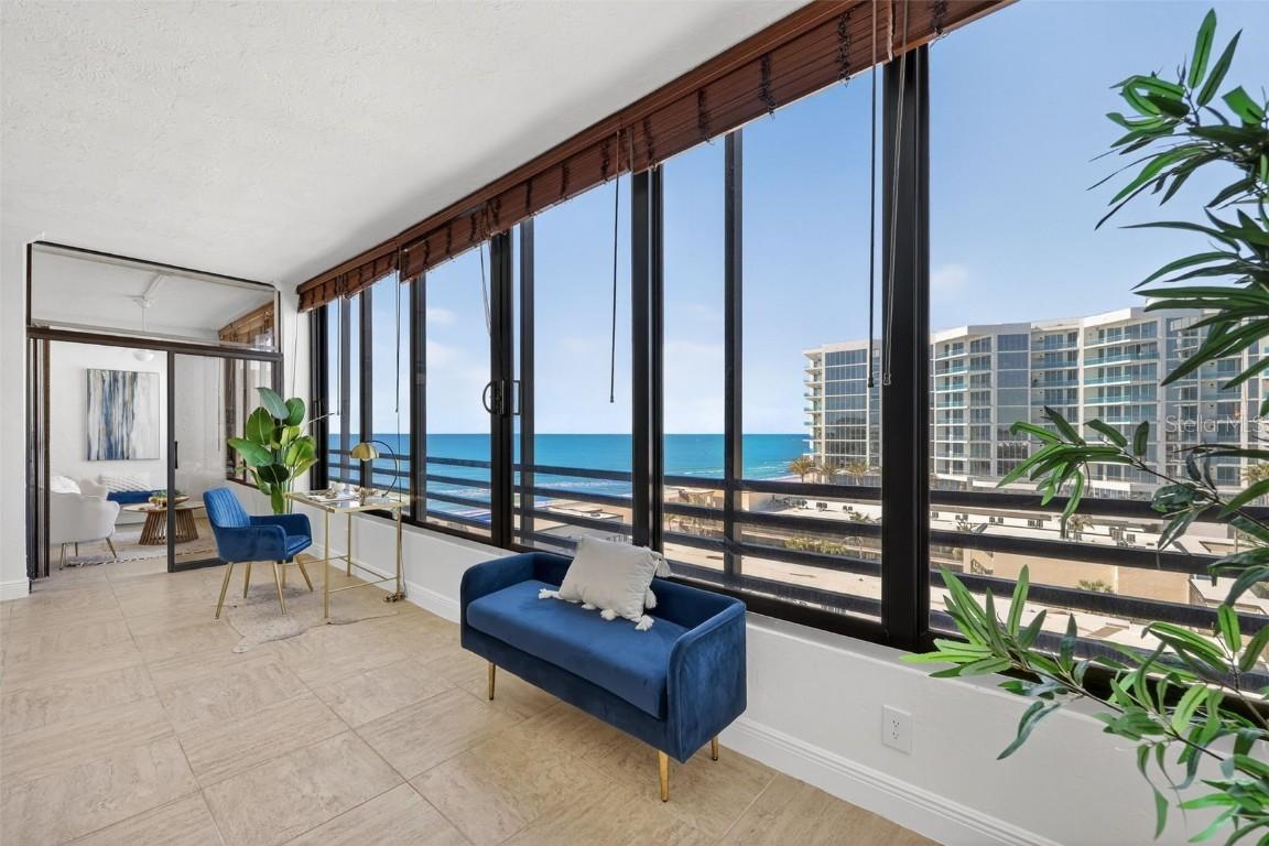 1102 Benjamin Franklin Dr. #PH 809, Sarasota, FL 34236