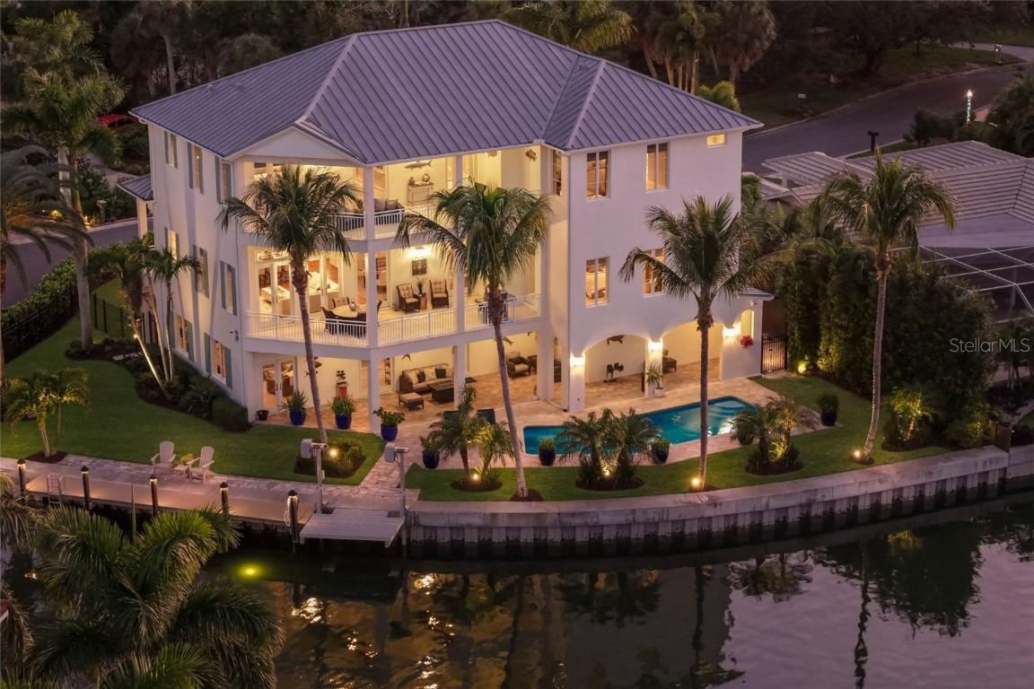 750 Siesta Key Cir., Sarasota, FL 34242