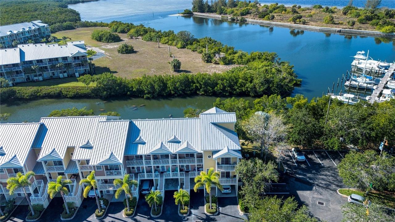 464 Bahia Beach Blvd., Ruskin, FL 33570