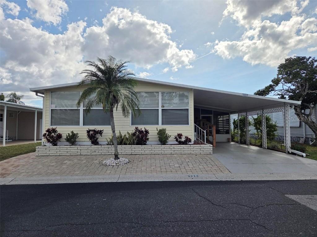 3222 Aspen Ter., Sarasota, FL 34237