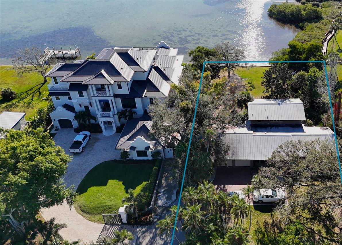 1621 Memory Ln., Sarasota, FL 34231