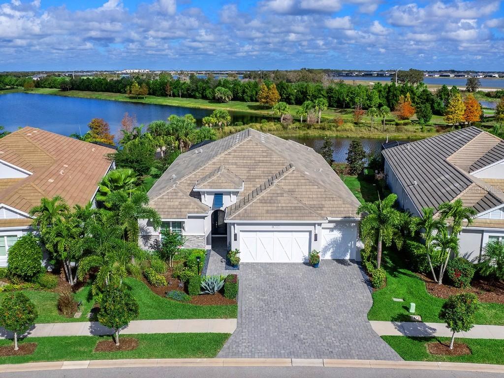 8262 Grande Shores Dr., Sarasota, FL 34240