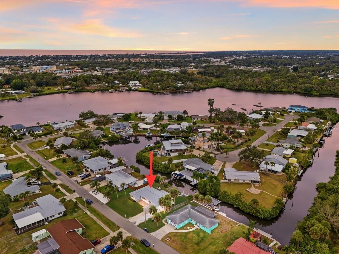 509 Buena Vista Dr., Nokomis, FL 34275