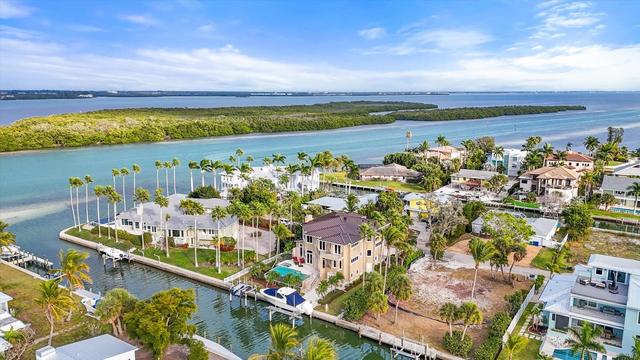 New Homes with Gulf Access in Longboat Key: January 19th to January 25th