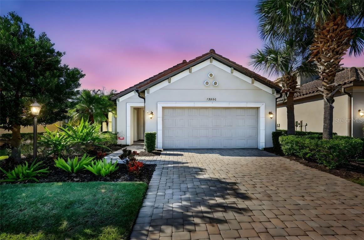 12826 Del Corso Loop, Bradenton, FL 34211